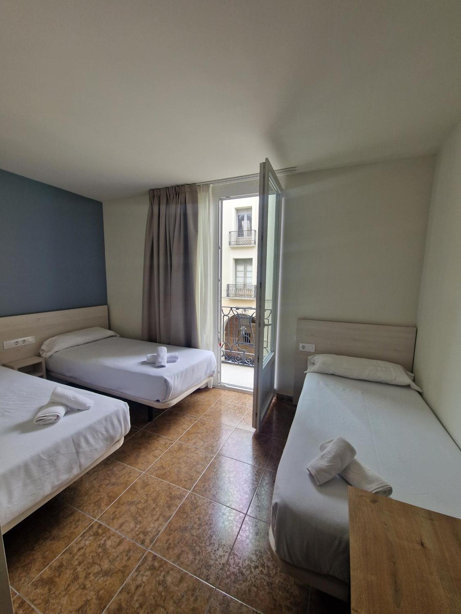 Hostal Rugaca Χουέσκα Εξωτερικό φωτογραφία