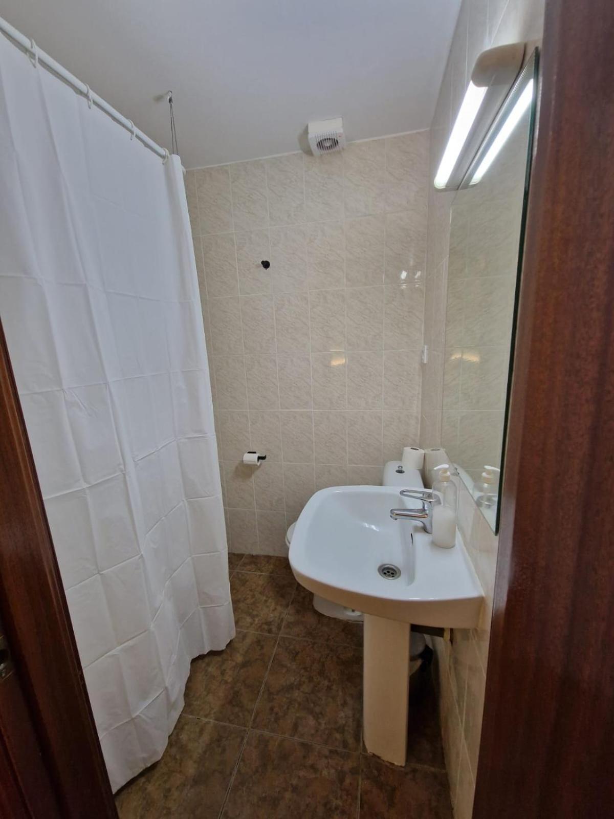 Hostal Rugaca Χουέσκα Εξωτερικό φωτογραφία